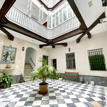 Gatu Villa Gadir, Preferente Mayores De 25 Anos Y Familias Cádiz Eksteriør bilde