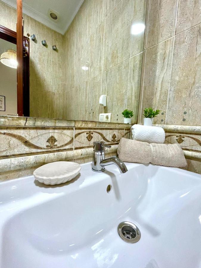 Gatu Villa Gadir, Preferente Mayores De 25 Anos Y Familias Cádiz Eksteriør bilde