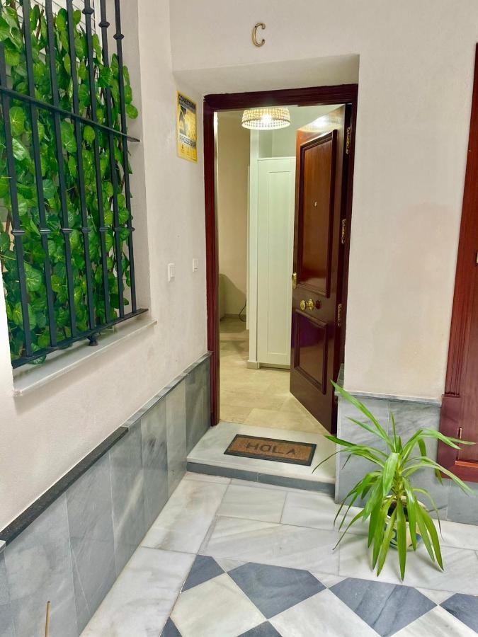 Gatu Villa Gadir, Preferente Mayores De 25 Anos Y Familias Cádiz Eksteriør bilde
